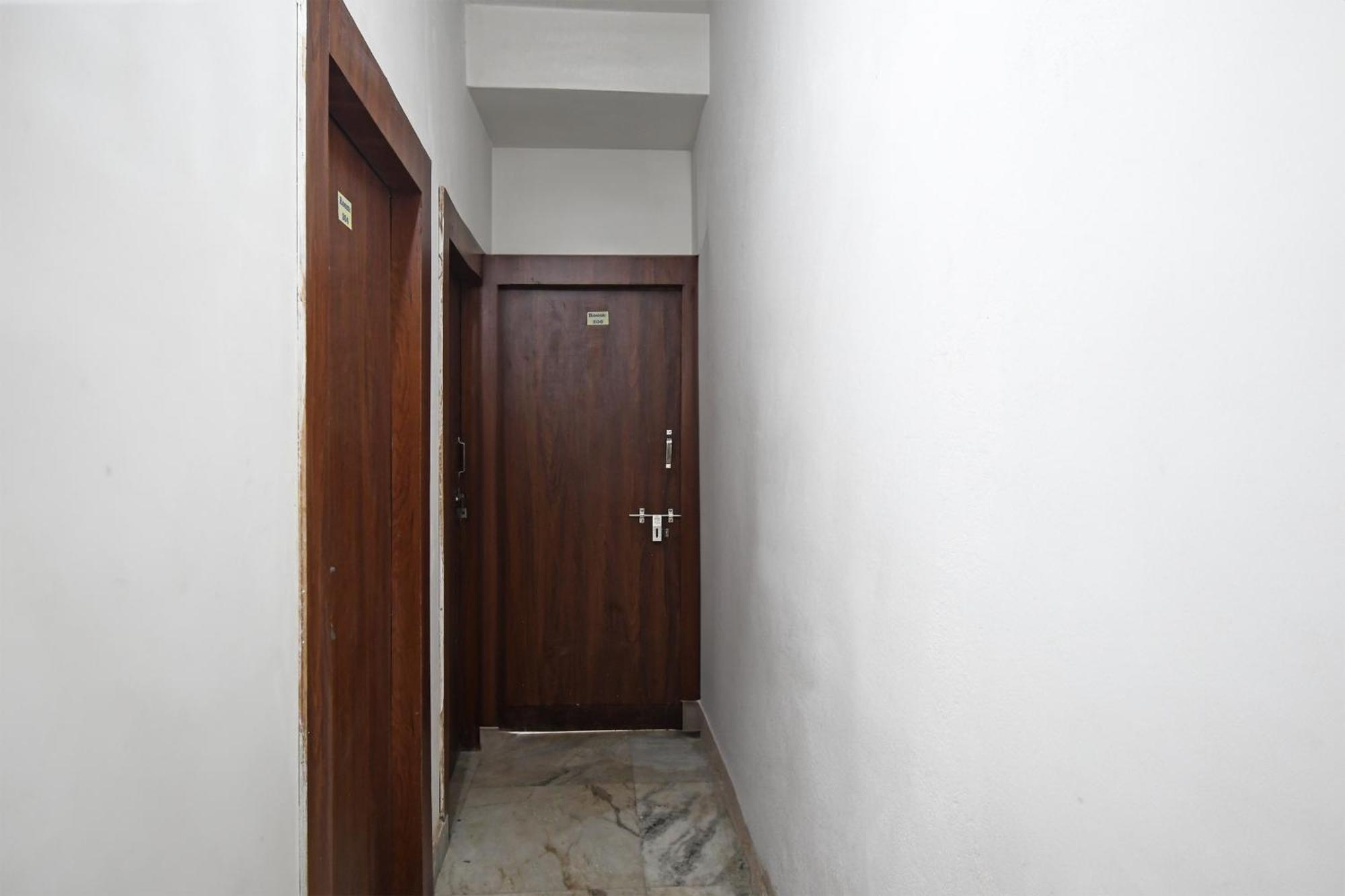 Hotel Oyo Chinar Park